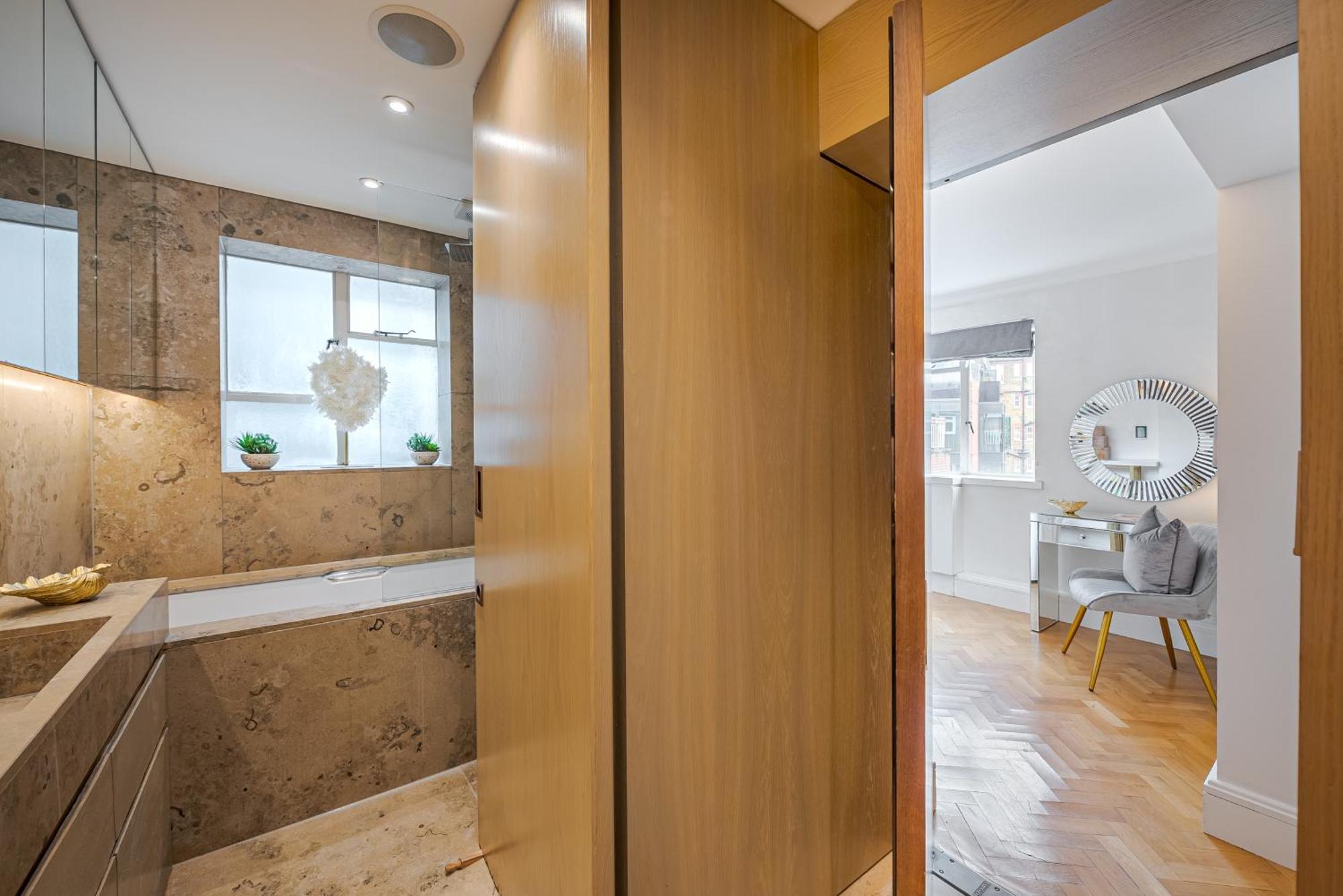 Modern Knightsbridge Apartment With Balcony Overlooking Harrods Prime Location Londres Exterior foto