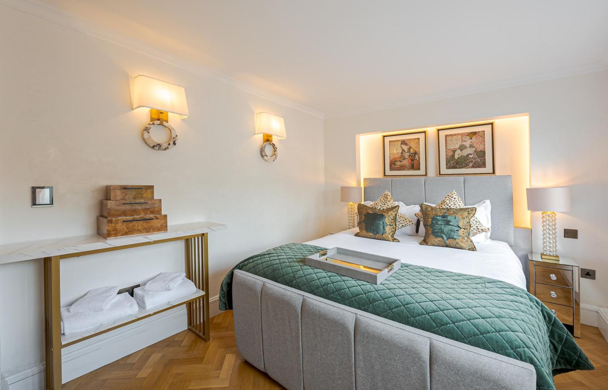 Modern Knightsbridge Apartment With Balcony Overlooking Harrods Prime Location Londres Exterior foto