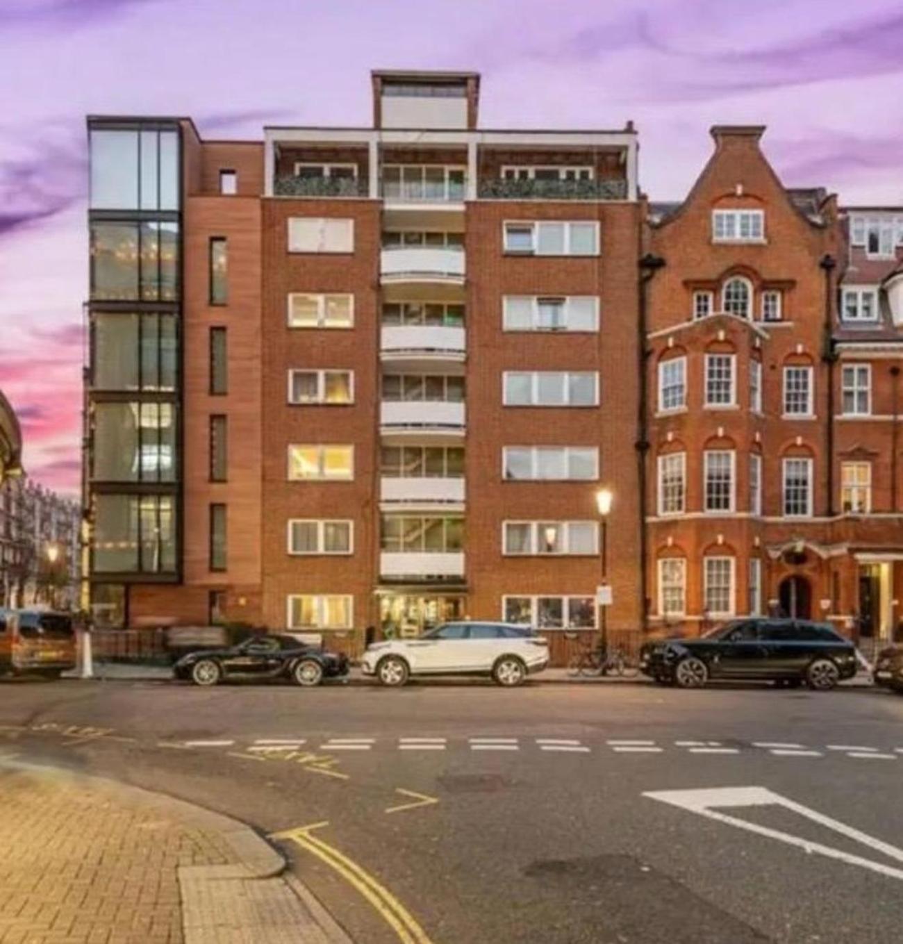 Modern Knightsbridge Apartment With Balcony Overlooking Harrods Prime Location Londres Exterior foto